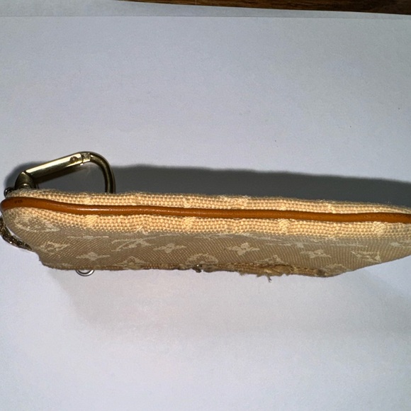 **SOLD**Louis Vuitton mini Lin key pouch**SOLD** - Picture 3 of 8